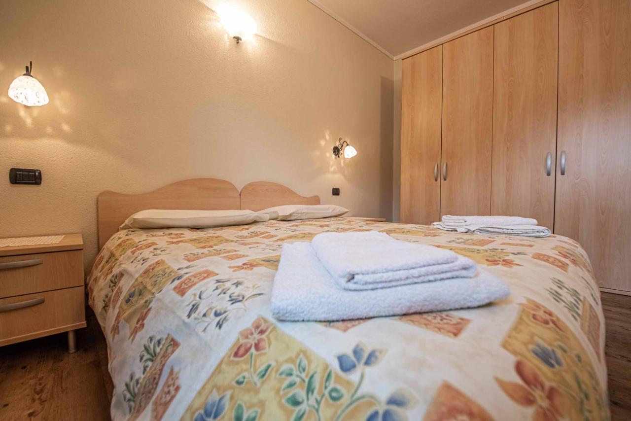 Family House Amalia Myholidaylivigno Exterior foto