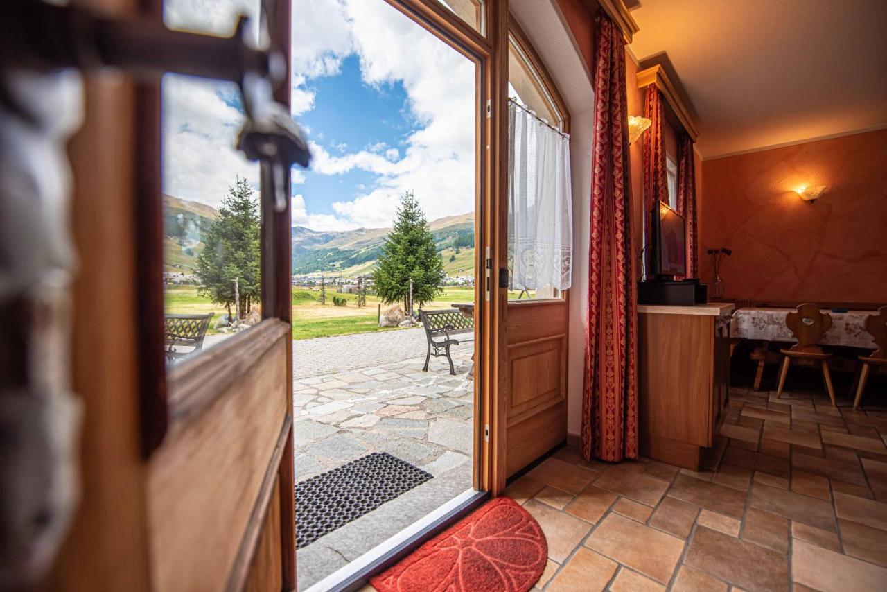 Family House Amalia Myholidaylivigno Exterior foto