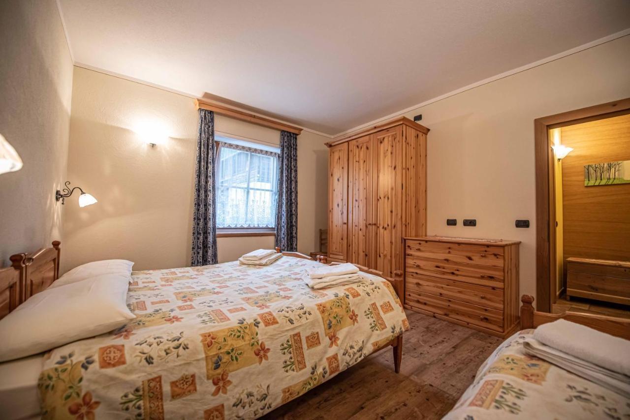 Family House Amalia Myholidaylivigno Exterior foto