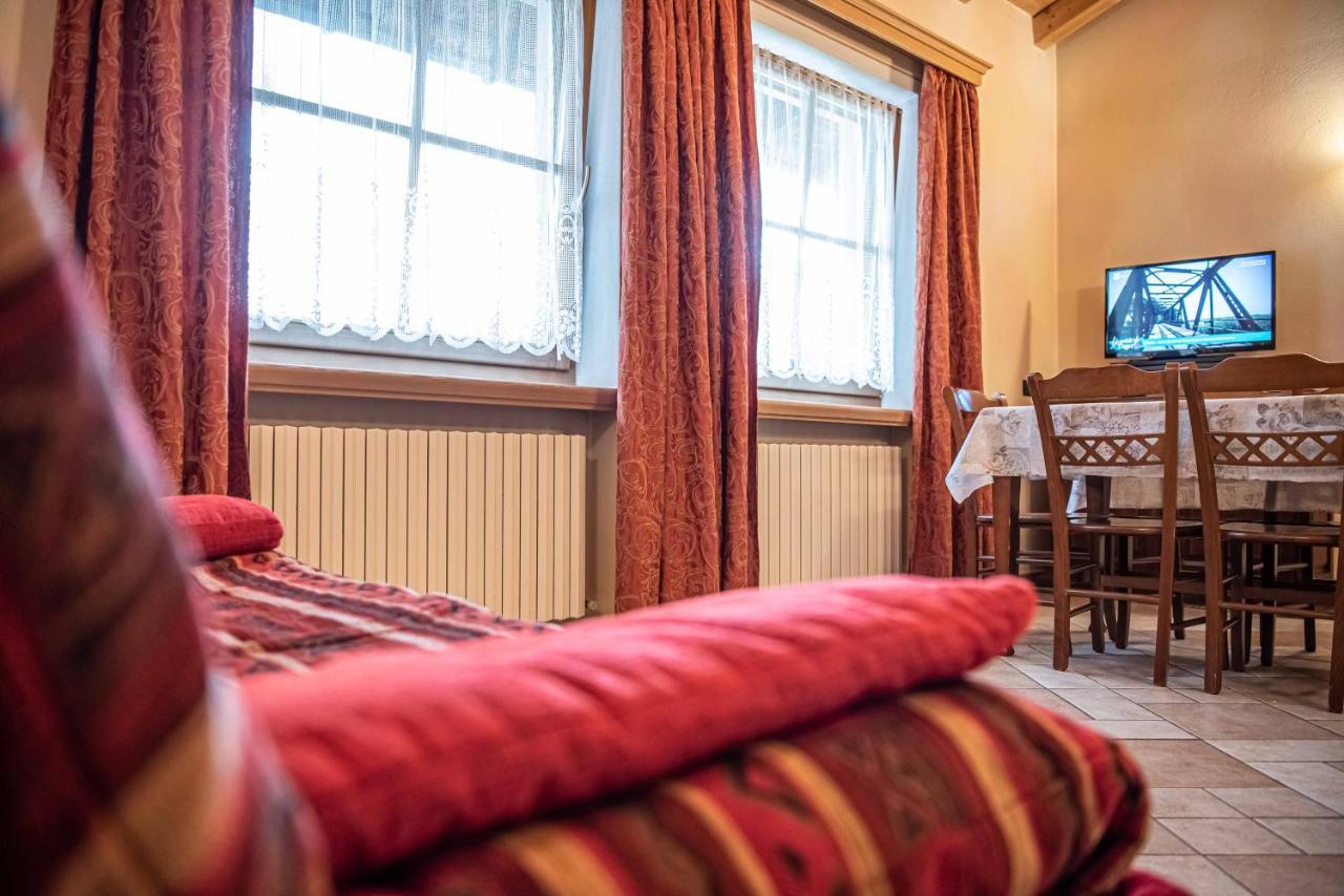 Family House Amalia Myholidaylivigno Exterior foto