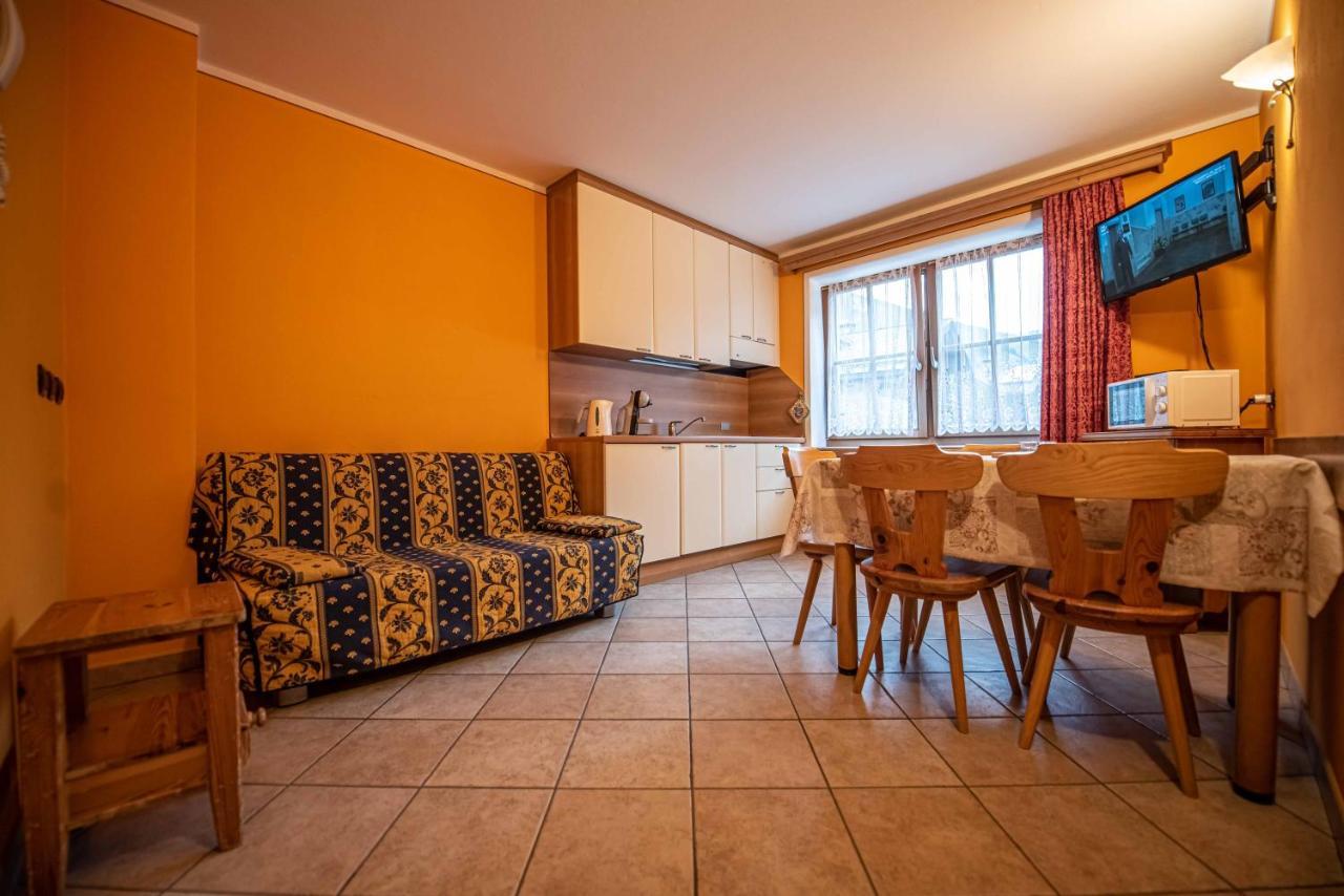 Family House Amalia Myholidaylivigno Exterior foto
