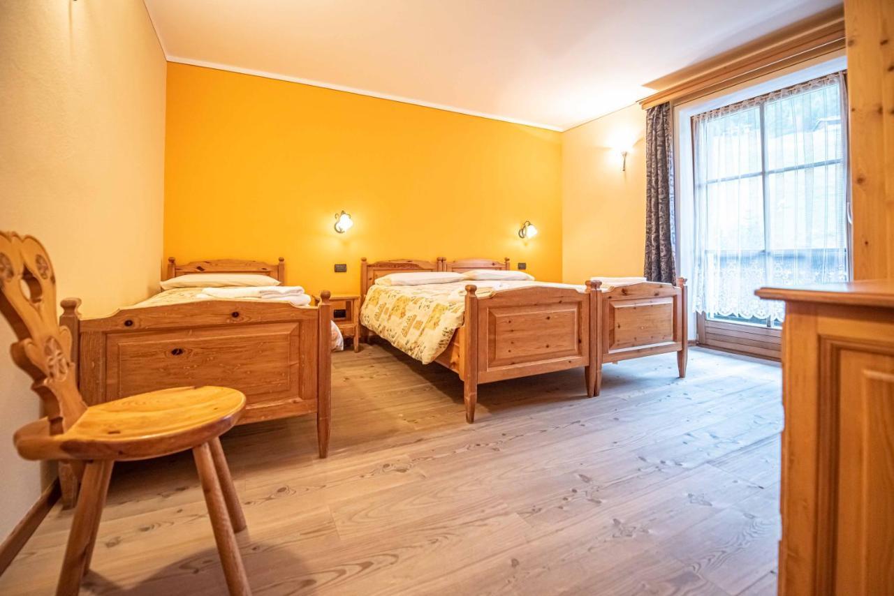 Family House Amalia Myholidaylivigno Exterior foto