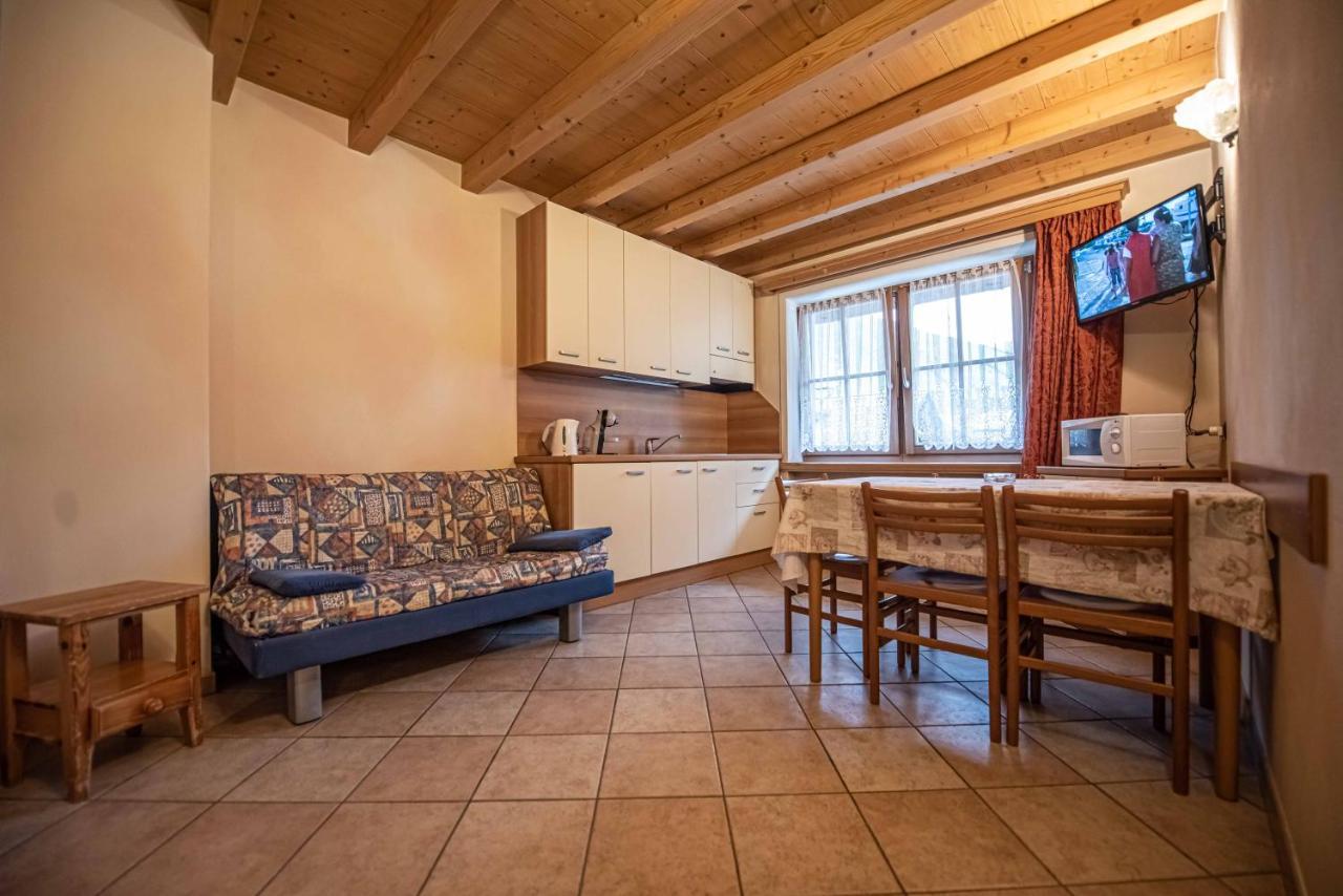 Family House Amalia Myholidaylivigno Exterior foto